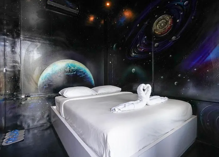 D'gobers By Gumilang Hospitality Hostal